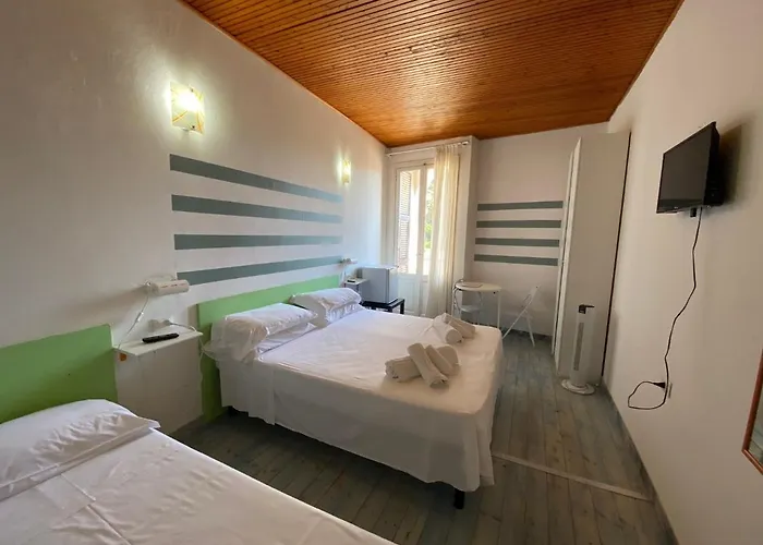 San Francesco Pensión 3*